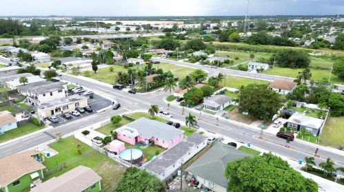 430 12 Ave, Boynton Beach FL 33435-6035 exterior