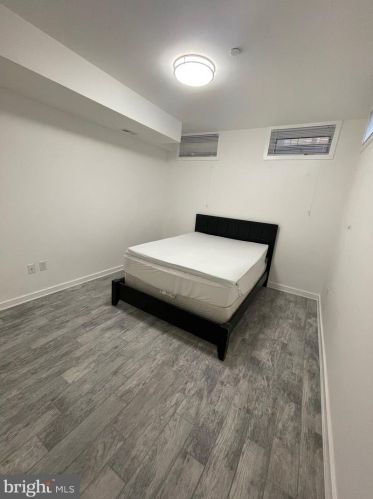 924 15 St, Philadelphia PA 19146-2141 exterior