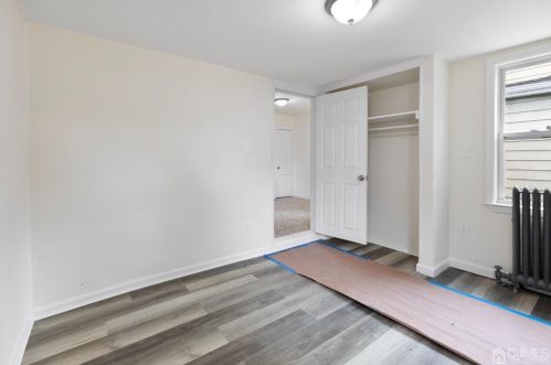 251 Handy St, New Brunswick NJ  08901-2943 exterior