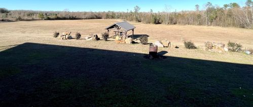 1069 Railroad Ave, Defuniak Springs FL  32433 exterior