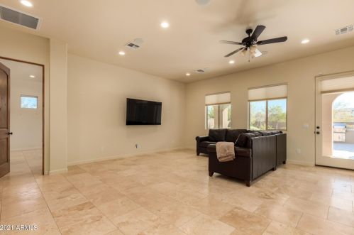 38421 19 Ave, Phoenix AZ 85009 exterior