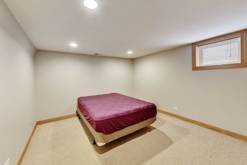 6221 Kildare Ave, Chicago IL 60803-2109 exterior