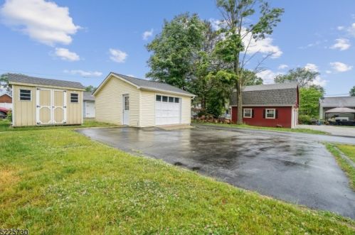 351 Belvidere Ave, Washington NJ  07882-1001 exterior