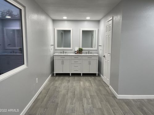 1331 Andorra Dr, Phoenix AZ  85032 exterior