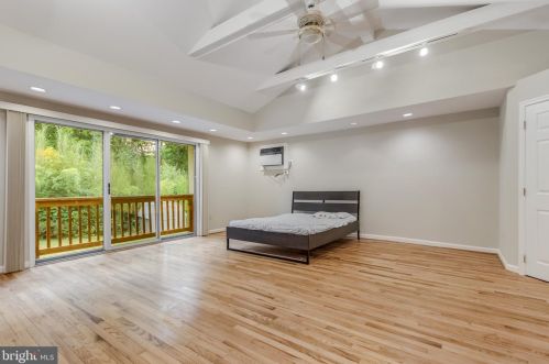 1633 Martha Ter, Rockville MD 20852-4133 exterior