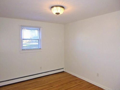 25 Basley Rd, Killingly CT 06239-2010 exterior