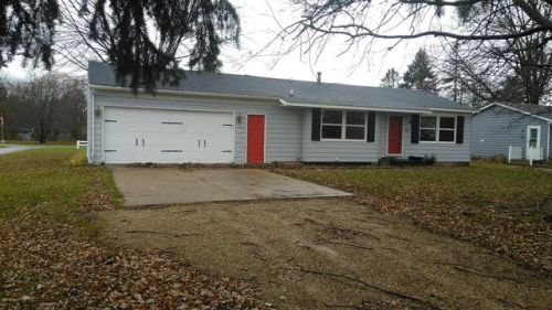 346 12 St, Plainwell MI  49080-1902 exterior
