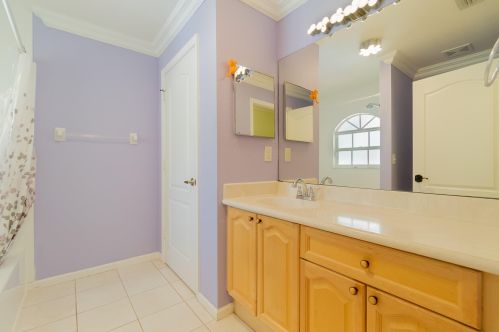 8290 Mizzen Dr, Boynton Beach FL 33472-2721 exterior