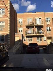 459 Essex St, Brooklyn NY  11208-2213 exterior