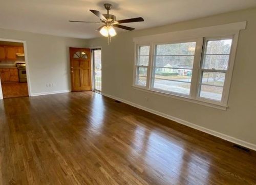 486 Barnett Dr, Atlanta GA 30354-1556 exterior