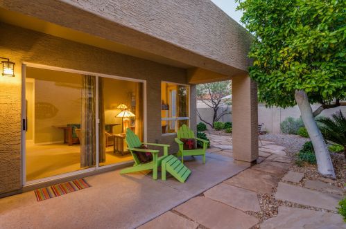 11809 40th Way, Phoenix AZ  85028-1503 exterior