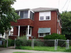 68 Dalby St, Newton, MA 02458-1033