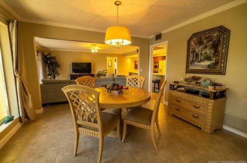 1579 Sunshine Ave, Fort Pierce FL  34952-6011 exterior