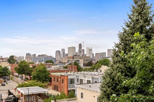 326 Broadway, Boston MA exterior