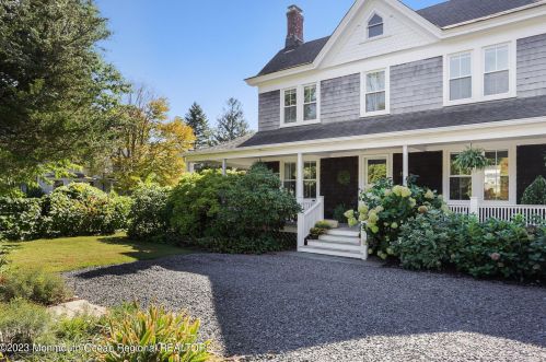 198 Monmouth Ave, Atlantic Highlands NJ  07716-2220 exterior