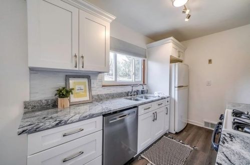 308 Mcintosh Dr, Moon Twp PA  15108-2708 exterior