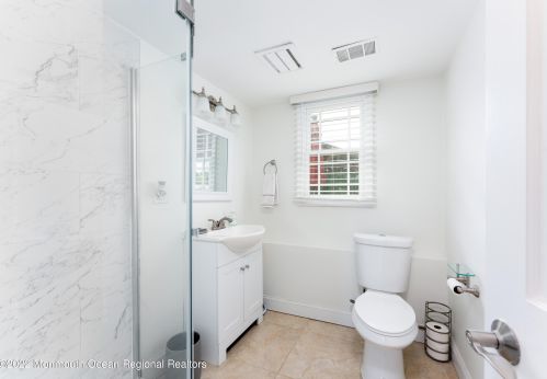 94 Jackson Ml Rd, East Freehold NJ 07728-8057 exterior