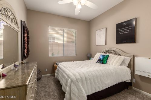 1872 Lantana Dr, Chandler AZ  85248-2170 exterior