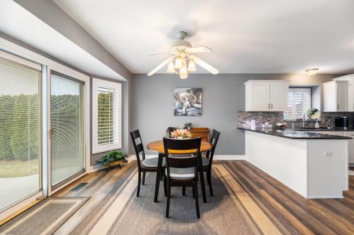 21462 Marina Cir, Macomb Township MI  48044-1323 exterior