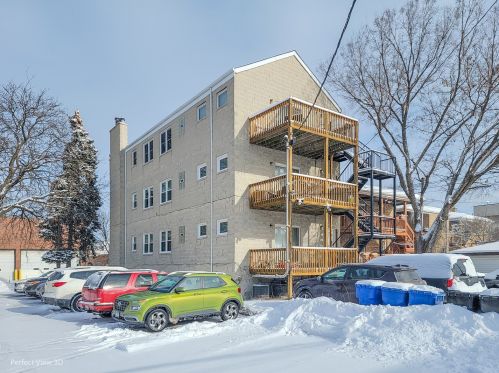 2031 Balmoral Ave, Chicago IL  60625-1012 exterior