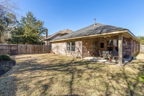 7018 Dewberryshores Ln, Humble TX 77396-4352 exterior