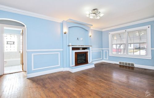 209 Gretta Ave, Waukegan IL 60085-4648 exterior