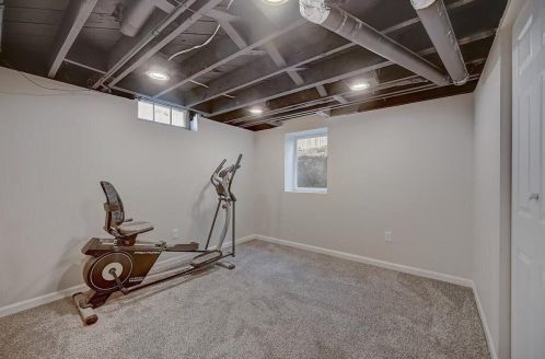 4911 76th St, Milwaukee WI  53220-4305 exterior