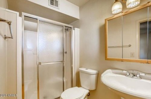 3216 Angela Dr, Phoenix AZ  85032-2068 exterior