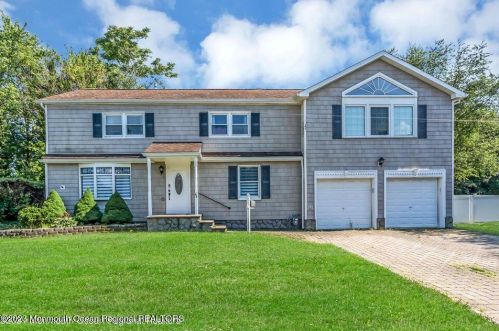 66 Maple Ave, West Long Branch NJ  07764-1834 exterior