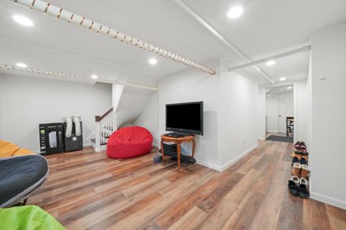 2545 Walton St, Chicago IL 60651-3210 exterior