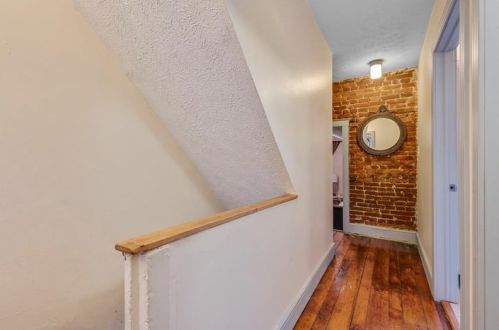 241 38 St, Pittsburgh PA 15201-1807 exterior