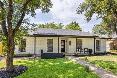 8505 Baumgarten Dr, Dallas, TX 75228-5416