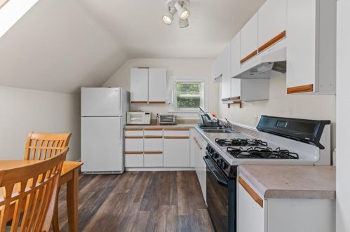 246 Smith St, Providence RI 02911-3307 exterior