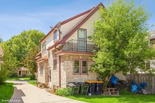 1428 89th St, Milwaukee WI  53214-4347 exterior