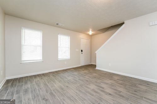 4310 Chestnut Lake Ave, Lithonia GA  30038-4570 exterior