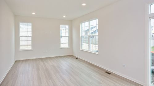 1319 Morgana Dr, Joliet IL 60431-8042 exterior