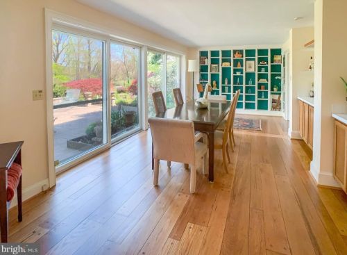 1936 Paper Mill Rd, Huntingdon Valley PA 19006-5814 exterior