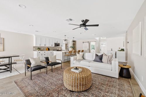 4225 34th Pl, Phoenix AZ  85018-4737 exterior