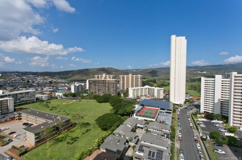 3161 Ala Ilima St, Honolulu HI 96818-3055 exterior