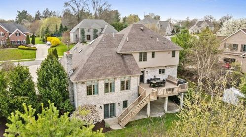 2004 Marjorie Ln, Moon Twp PA 15108-3529 exterior