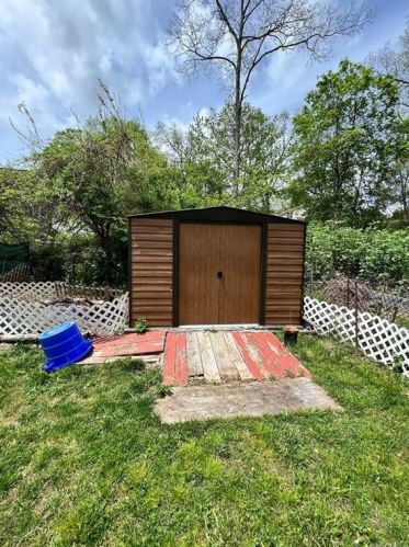 98 Lake Shore Dr, Patterson NY 12563-5608 exterior