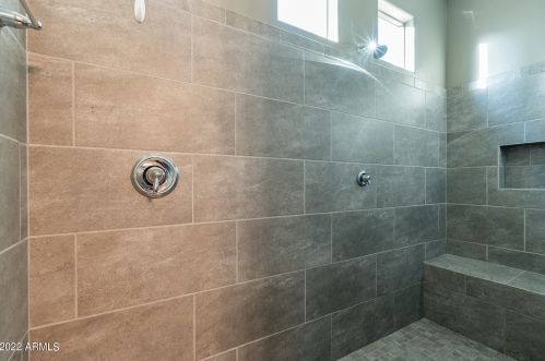 28511 23 Dr, Phoenix AZ 85085 exterior