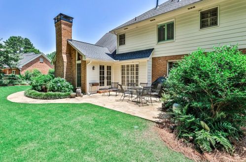 4748 Dunwoody Sta Dr, Atlanta GA 30338-4704 exterior