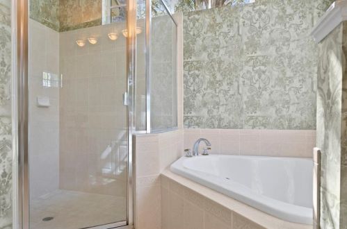 8204 Nature Cove Way, Tampa FL 33647-3224 exterior