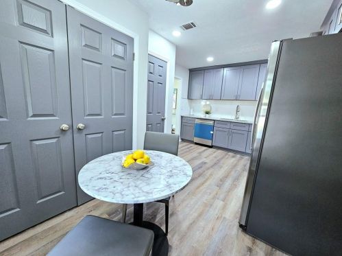 2061 Marbut Forest Dr, Lithonia GA  30058-7827 exterior