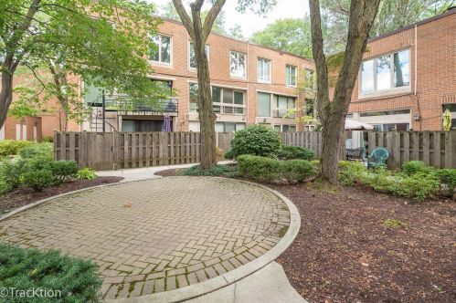 1806 Dayton St, Chicago IL 60614-4309 exterior