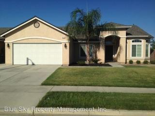 823 Descanso Bay St, Tulare CA  93274-4298 exterior