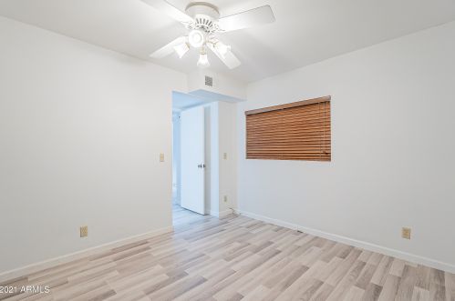 1164 Cheryl Dr, Phoenix AZ 85028-4412 exterior