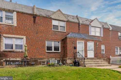 6325 Elmhurst St, Philadelphia, PA 19111-5804