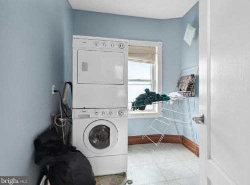 2677 Cedar St, Philadelphia PA 19134-4212 exterior